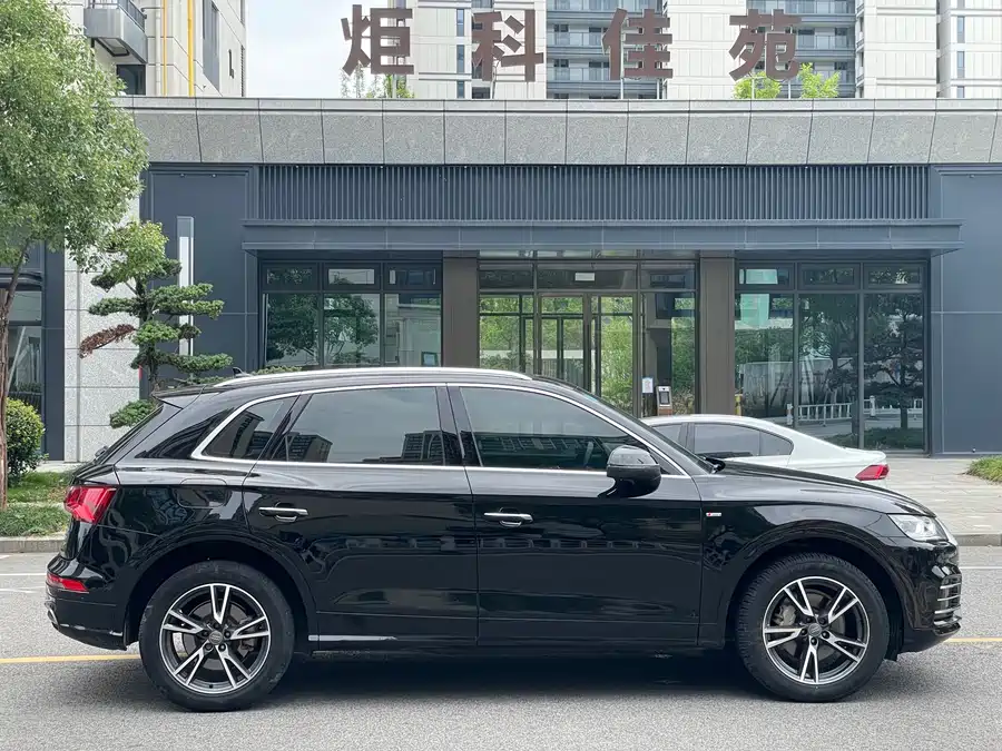Audi Q5L