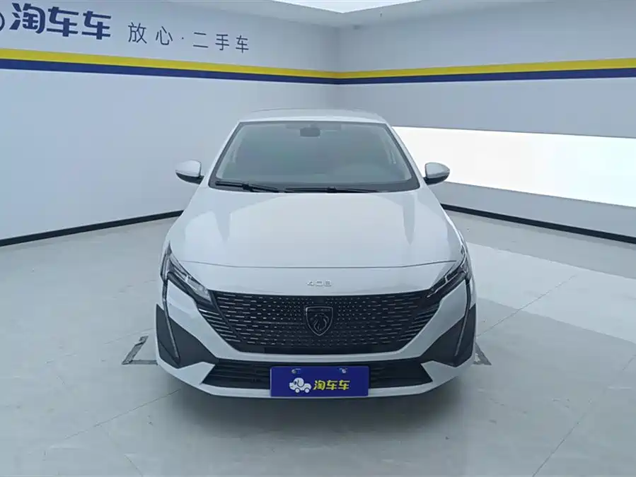 Peugeot 408