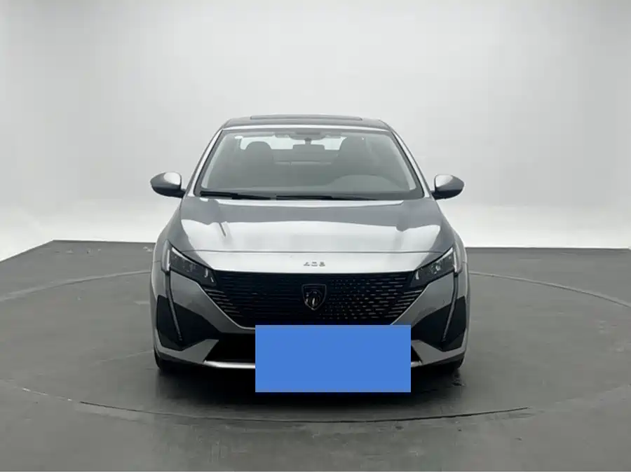 Peugeot 408
