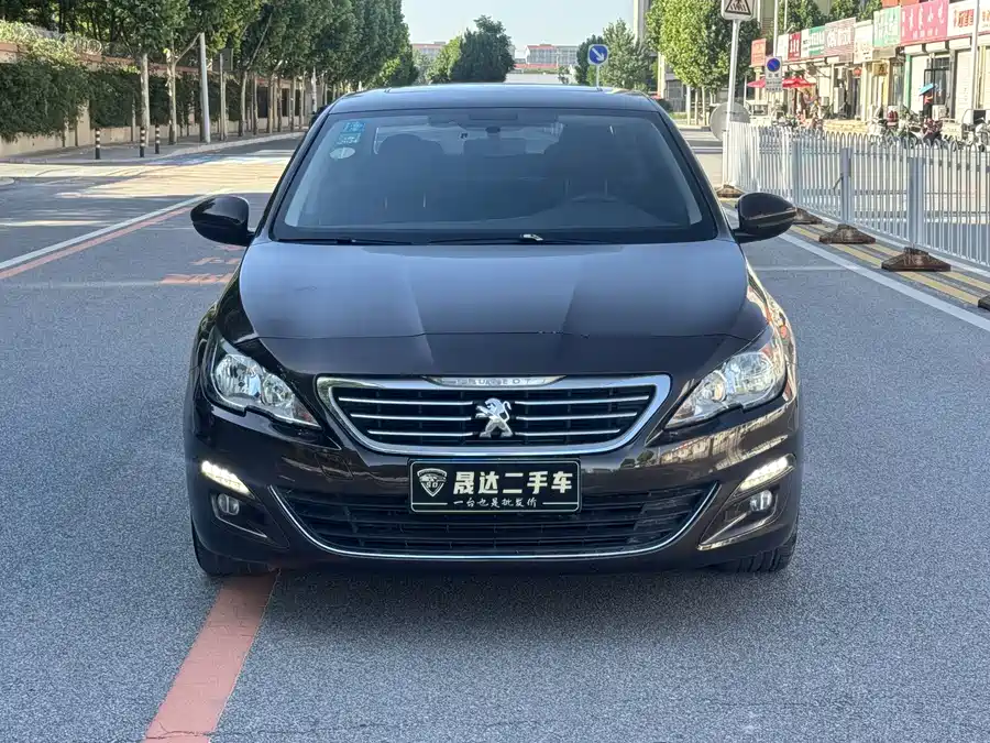 Peugeot 408