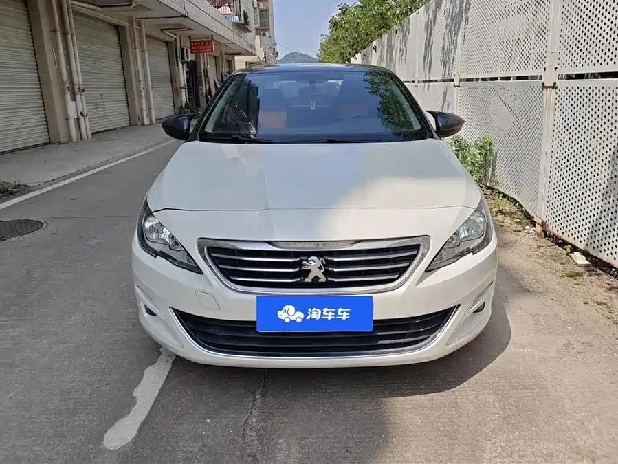 Peugeot 408