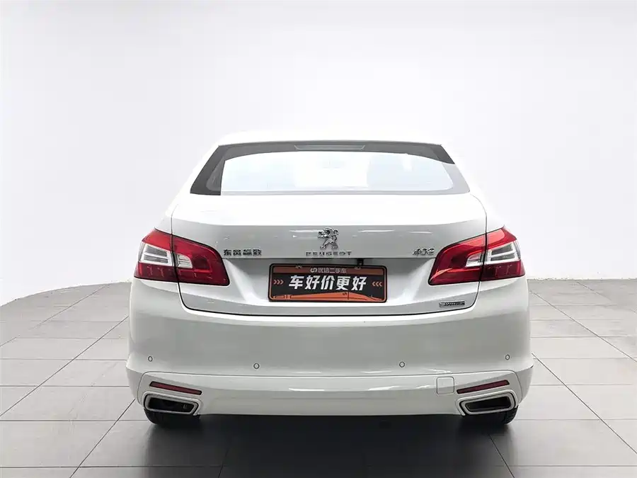 Peugeot 408