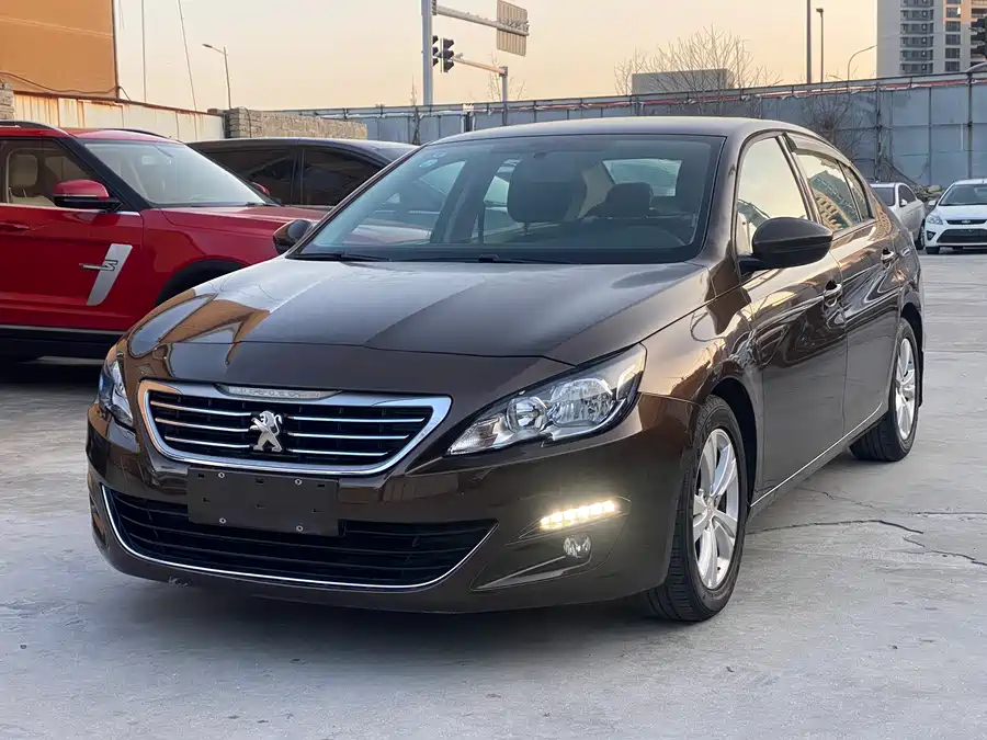 Peugeot 408