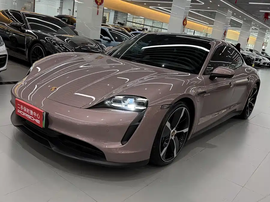 Porsche Taycan