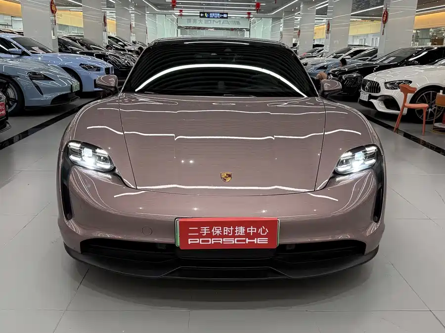Porsche Taycan