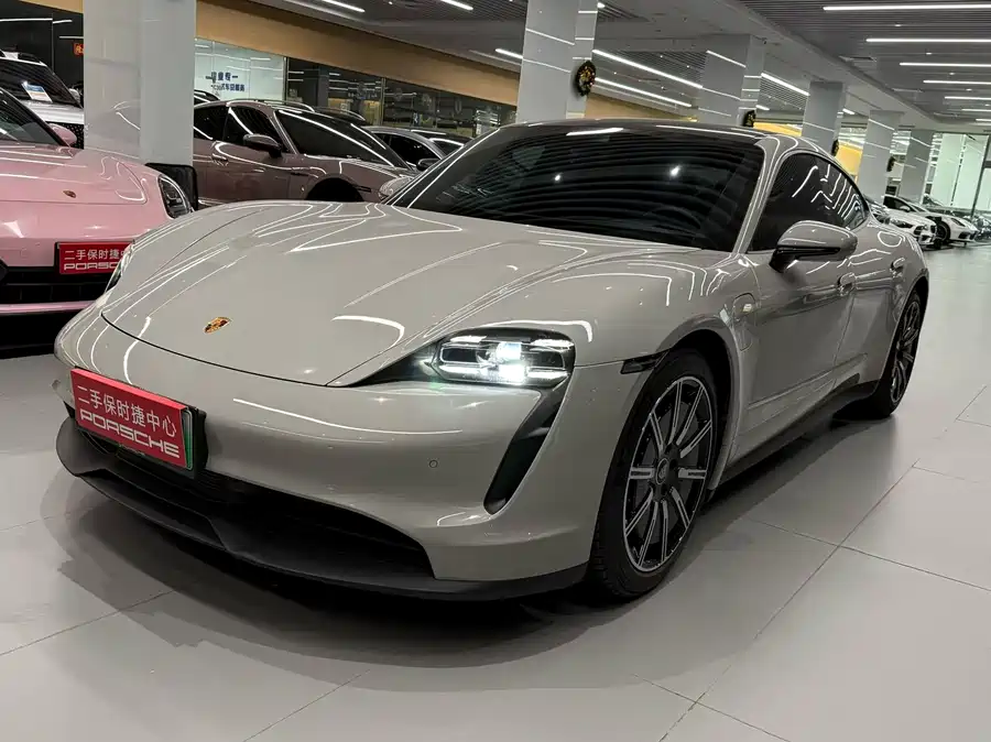Porsche Taycan