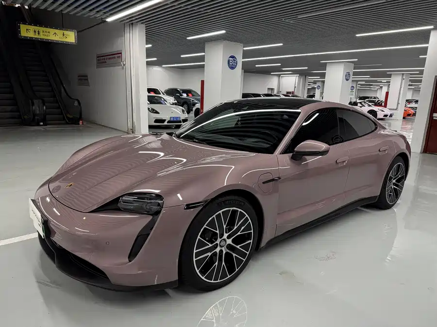 Porsche Taycan