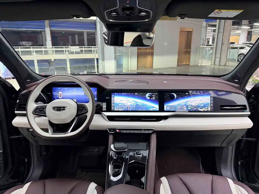 Geely Xingyue L