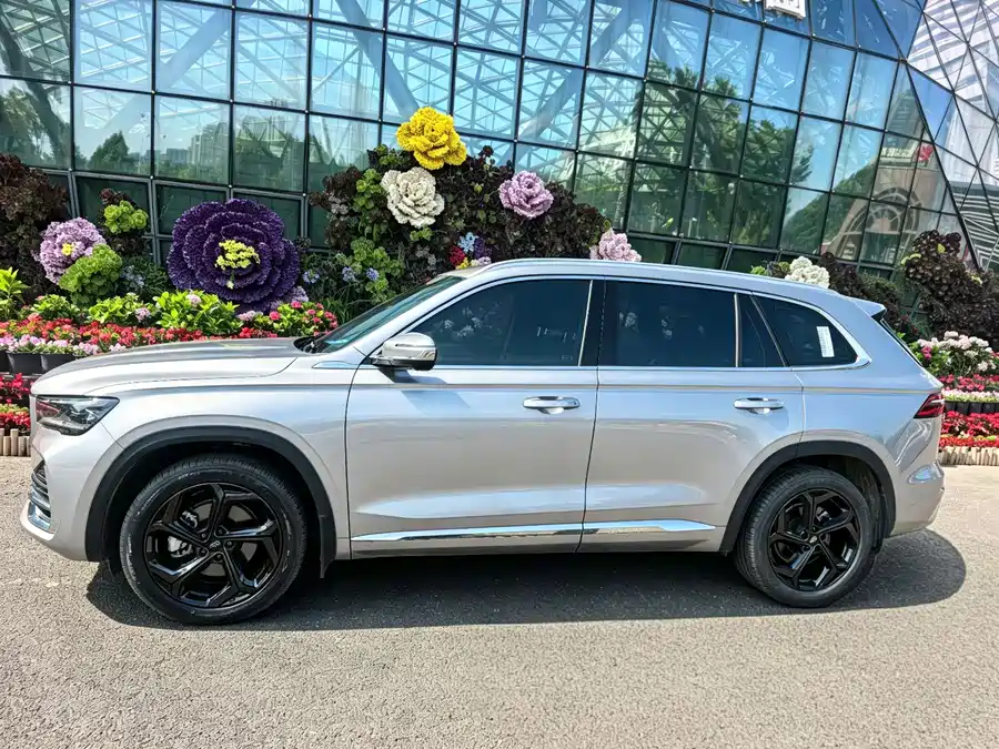 Geely Xingyue L