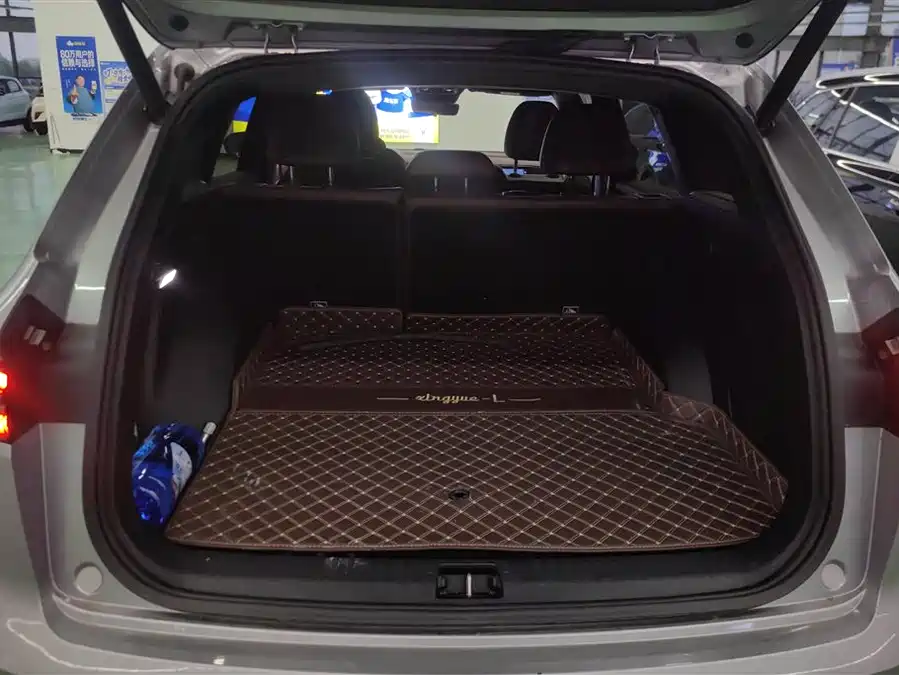 Geely Xingyue L