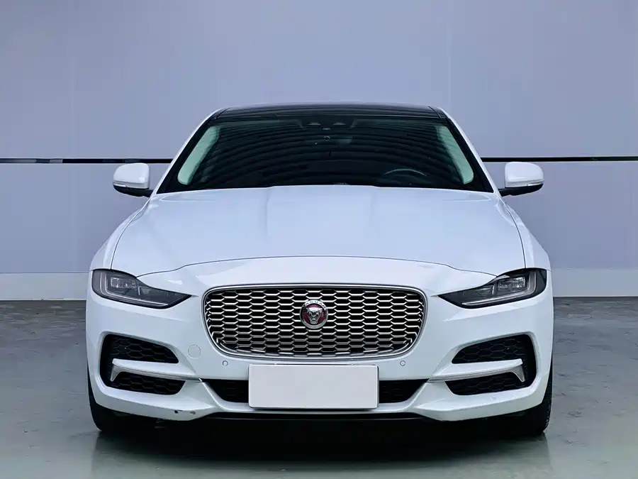 Jaguar XEL