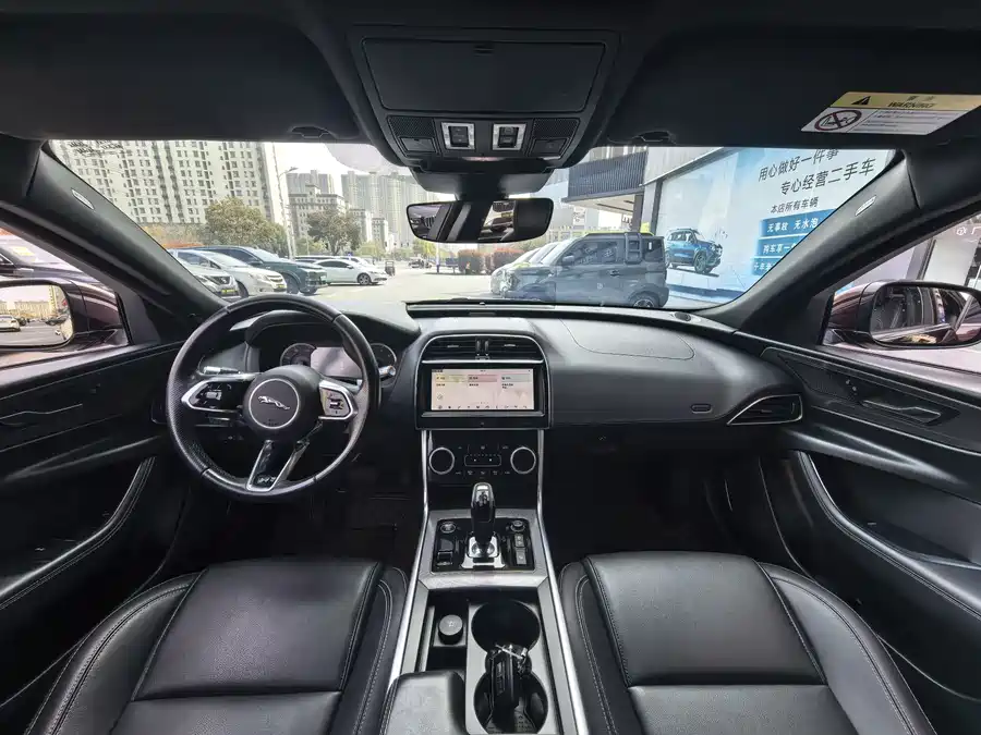 Jaguar XEL