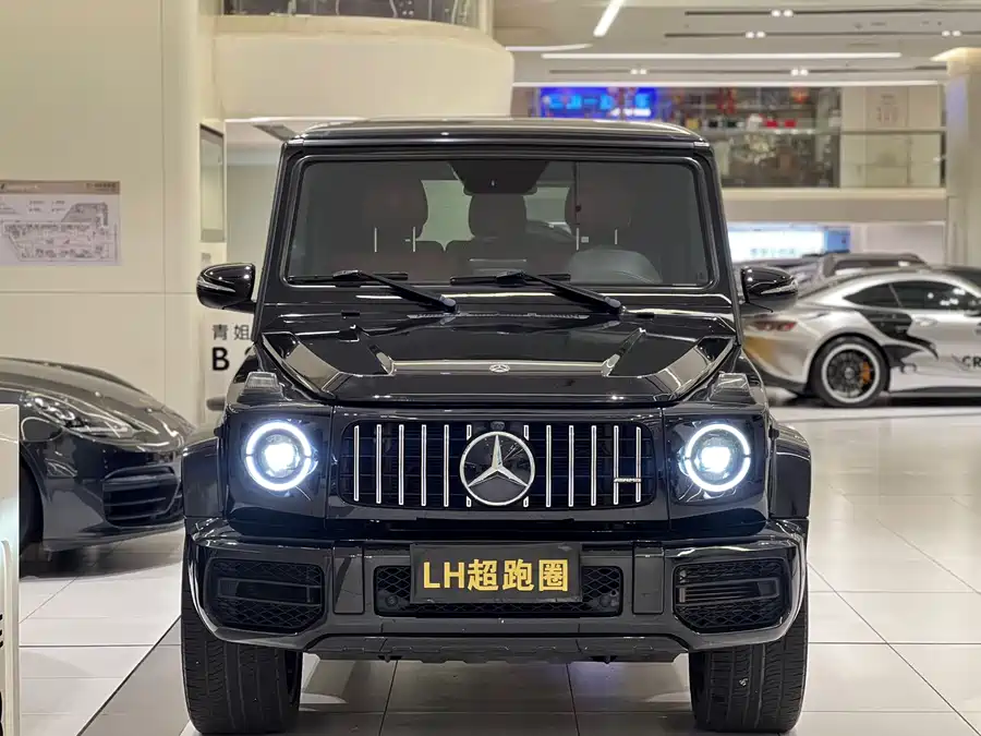 Mercedes Benz G-rated