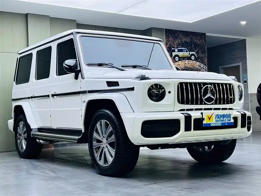 Mercedes Benz G-rated