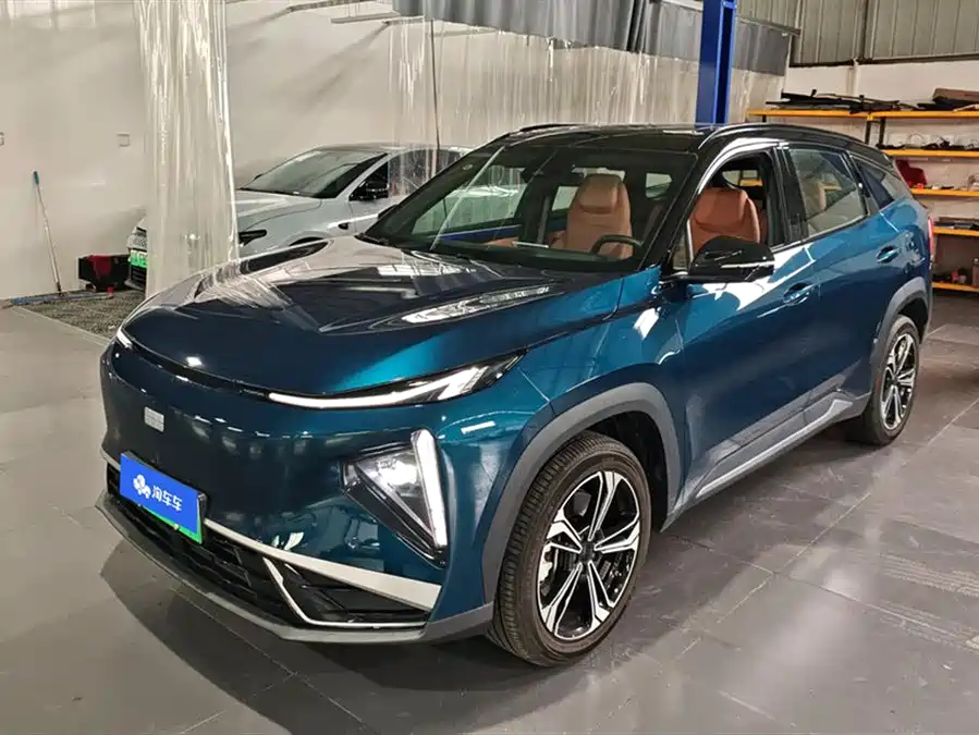 Geely Galaxy L7