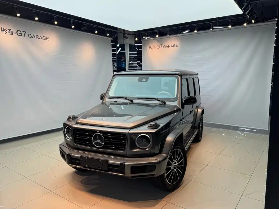 Mercedes Benz G-rated