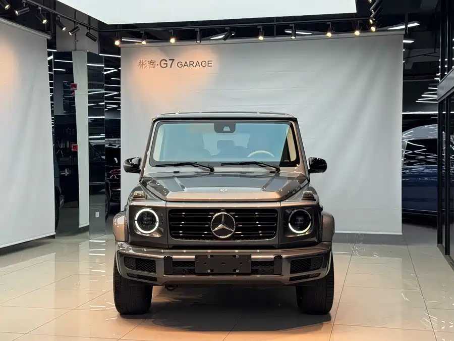 Mercedes Benz G-rated