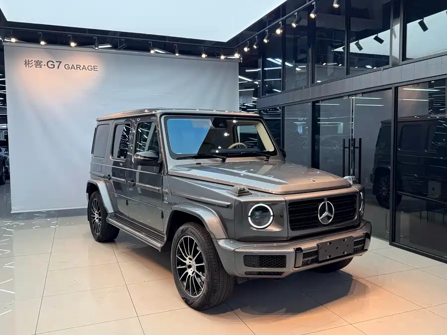 Mercedes Benz G-rated