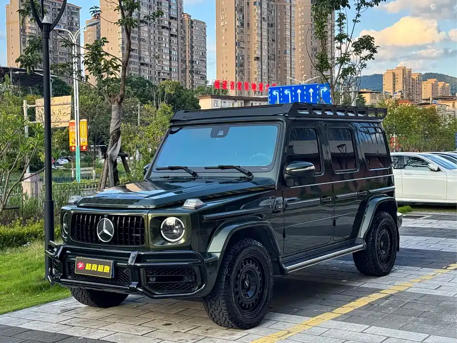 Mercedes Benz G-rated