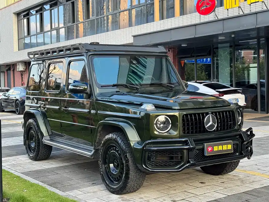 Mercedes Benz G-rated