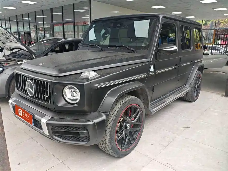 Mercedes Benz G-rated