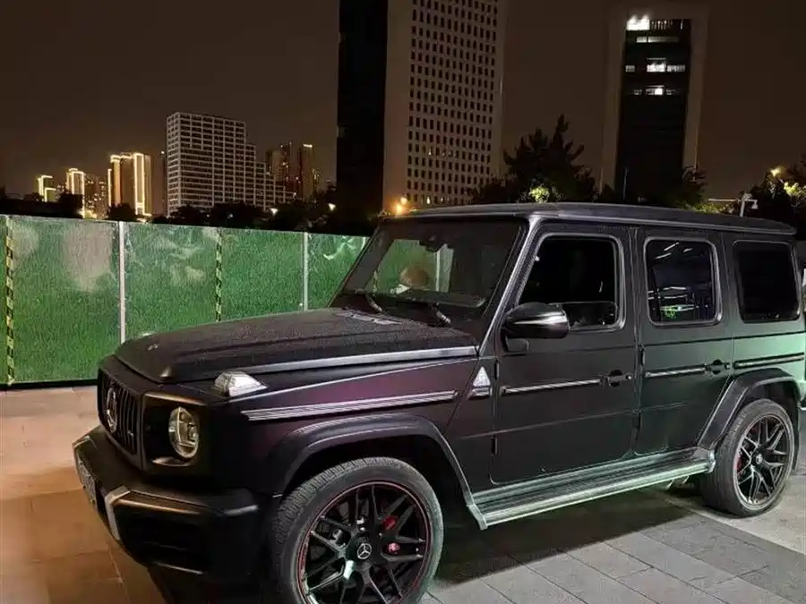 Mercedes Benz G-rated
