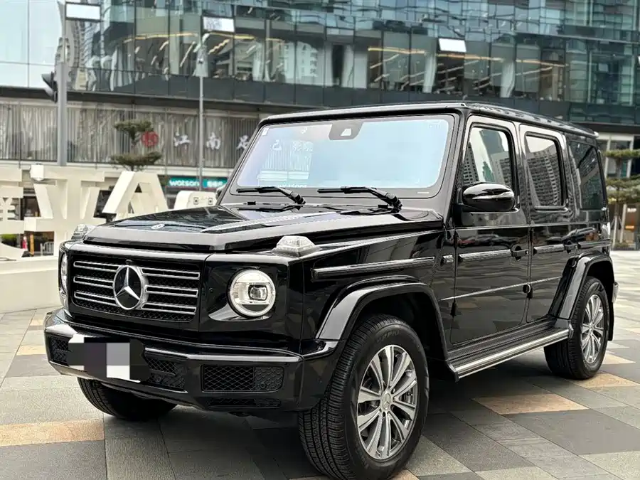 Mercedes Benz G-rated