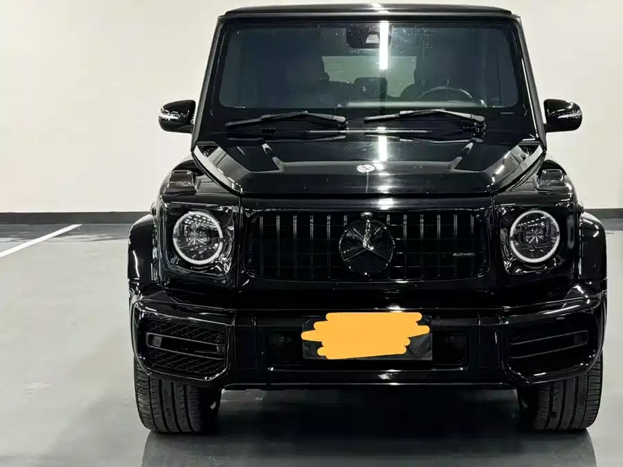 Mercedes Benz G-rated