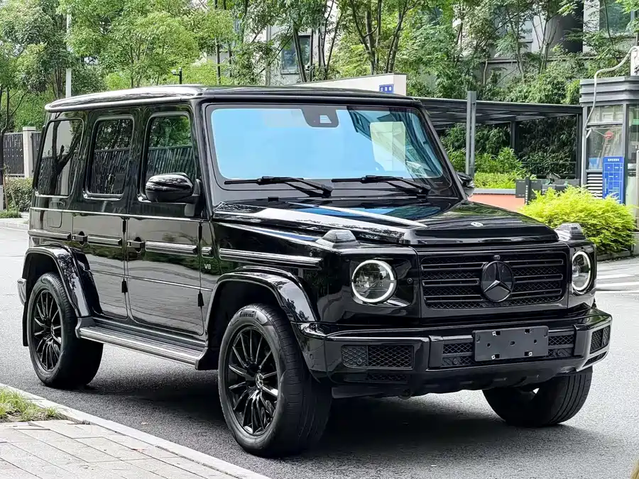 Mercedes Benz G-rated