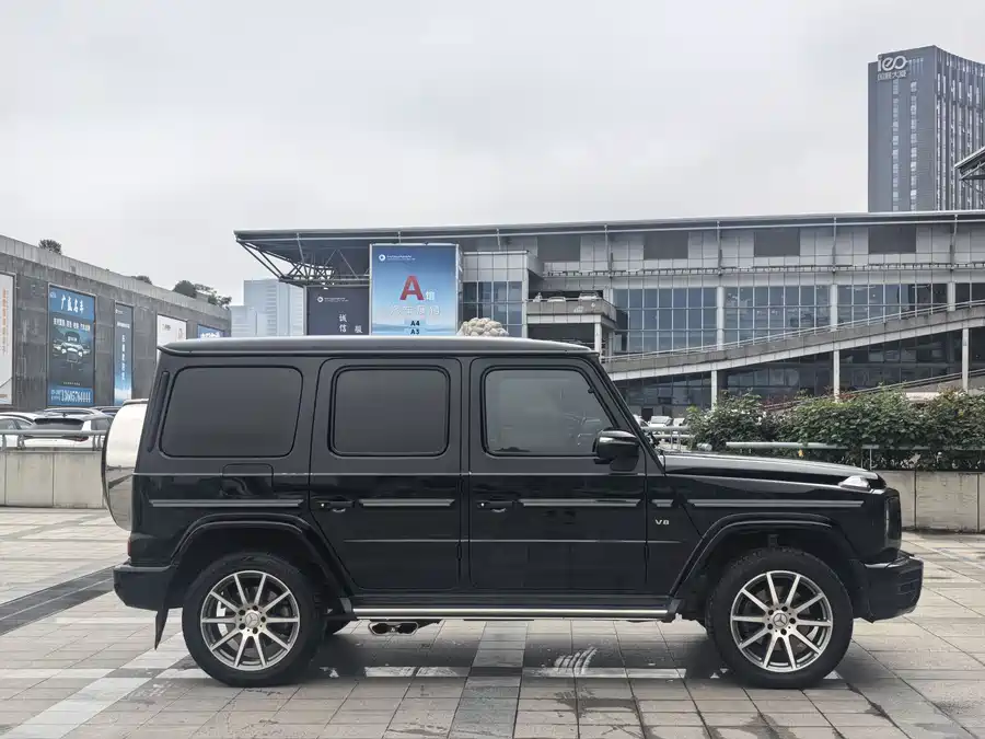 Mercedes Benz G-rated