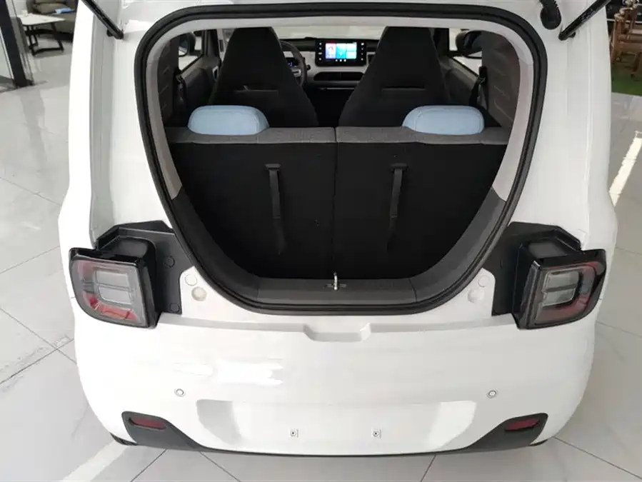 Geely Panda