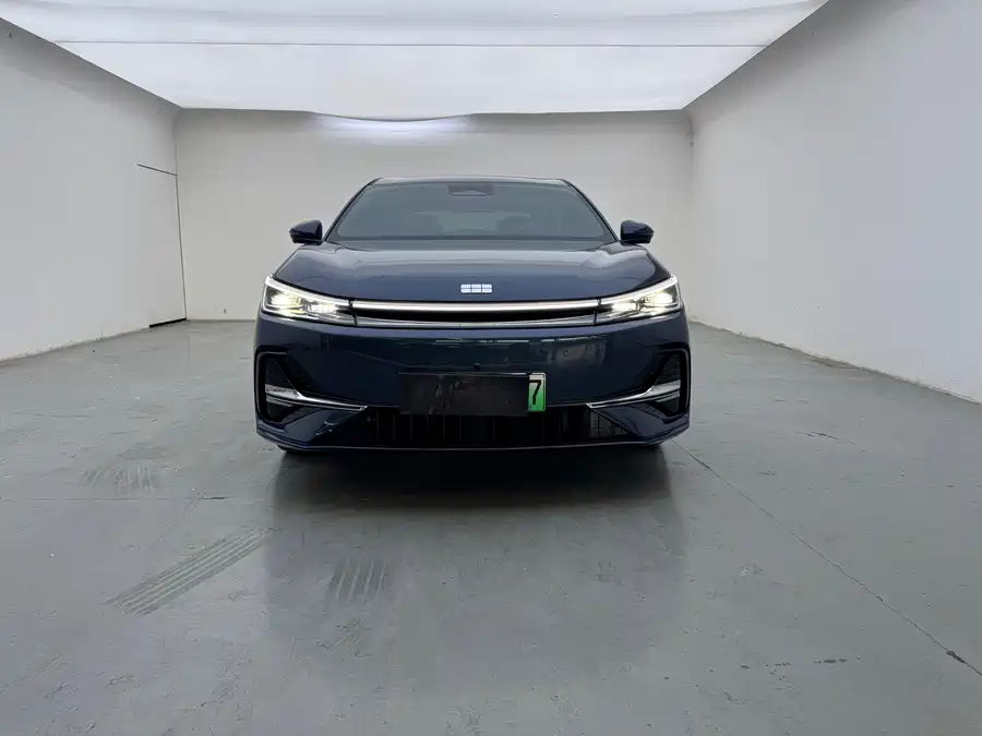 Geely Galaxy A7 EM