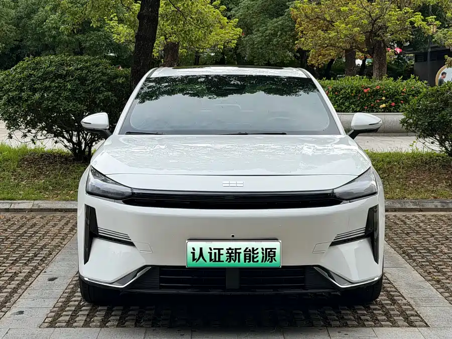 Geely Galaxy L6