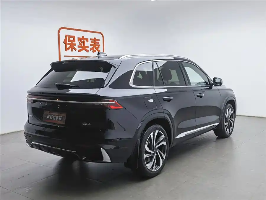Geely Xingyue L
