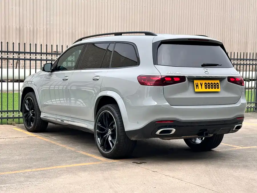 Mercedes Benz GLS