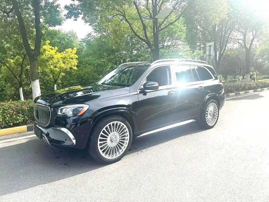 Mercedes Benz GLS