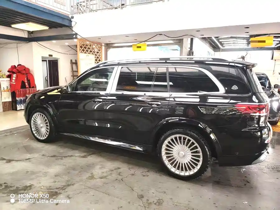Mercedes Benz GLS