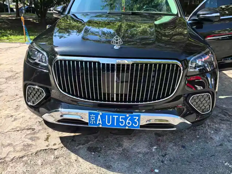 Mercedes Benz GLS