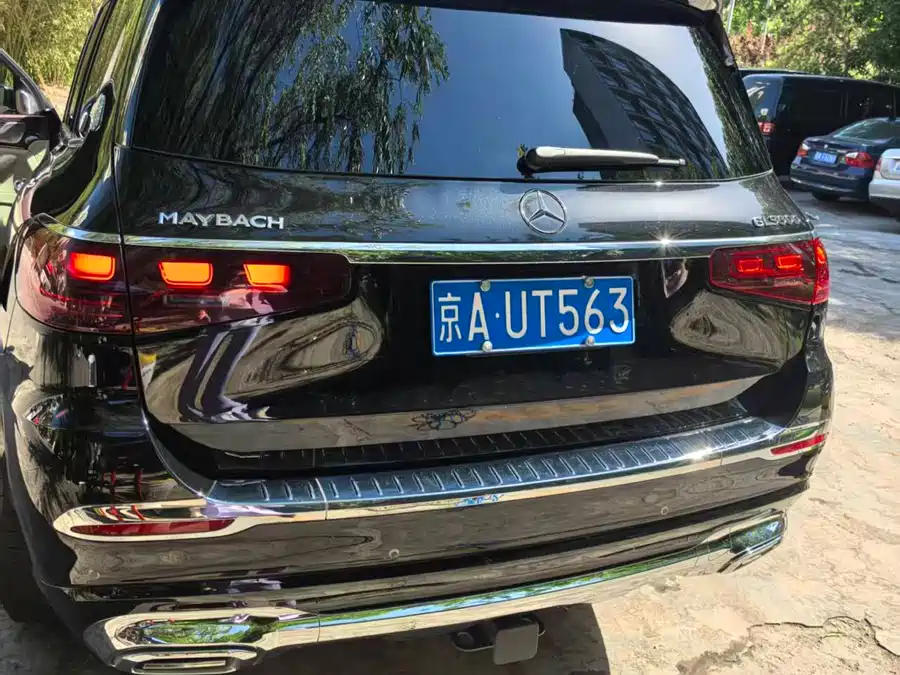Mercedes Benz GLS