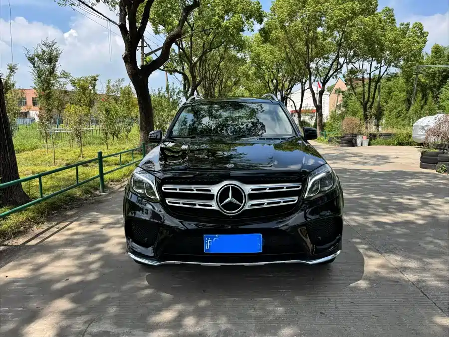 Mercedes Benz GLS