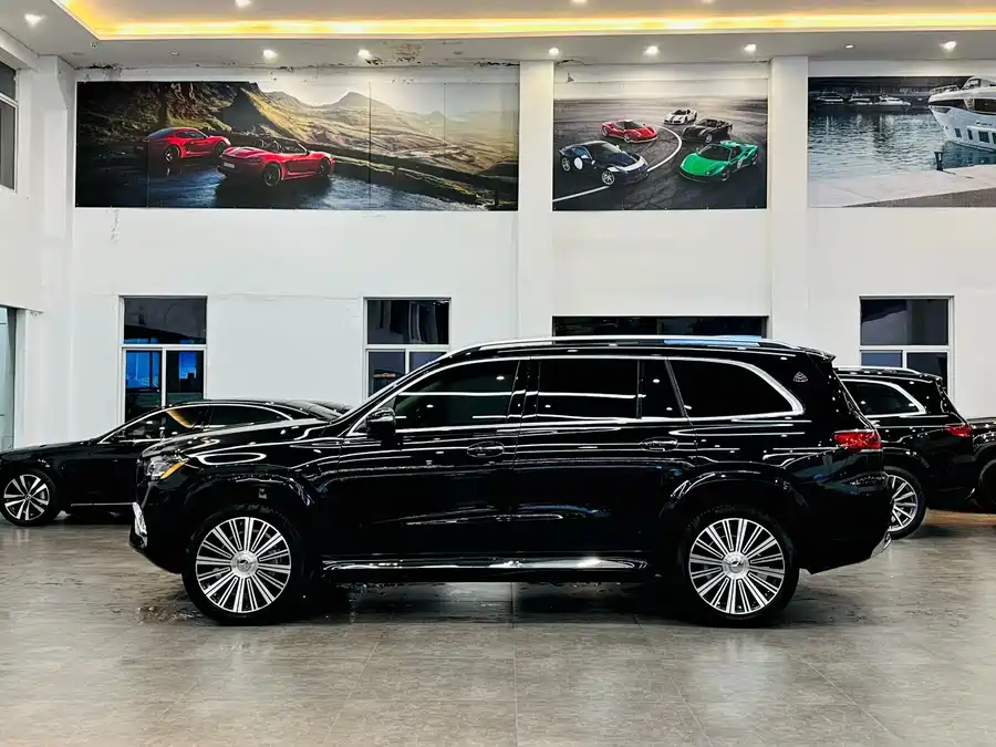 Mercedes Benz GLS