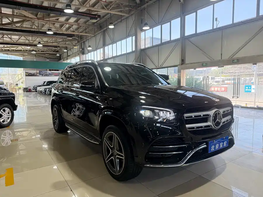 Mercedes Benz GLS