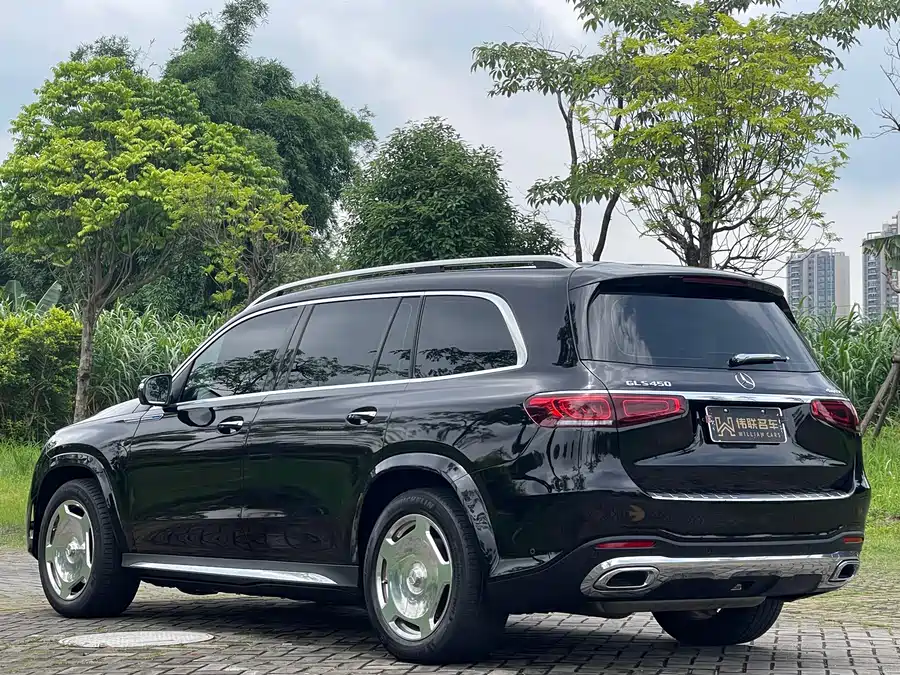 Mercedes Benz GLS