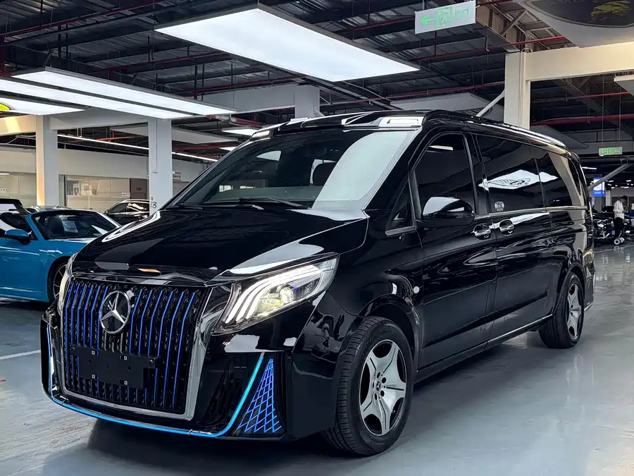 Mercedes Benz Vito