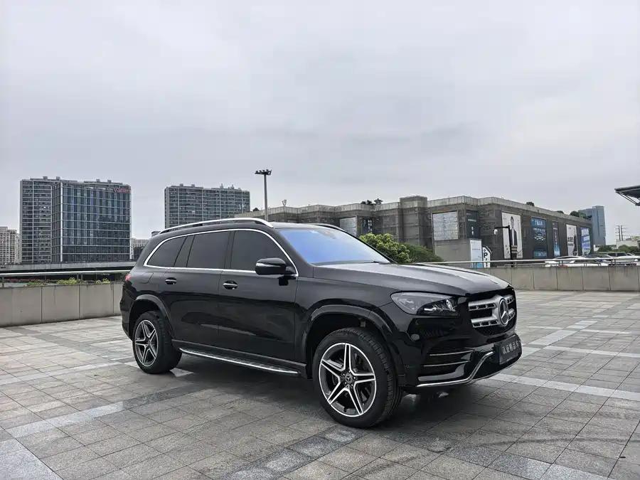 Mercedes Benz GLS