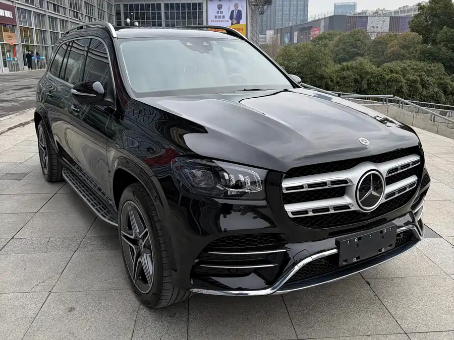 Mercedes Benz GLS