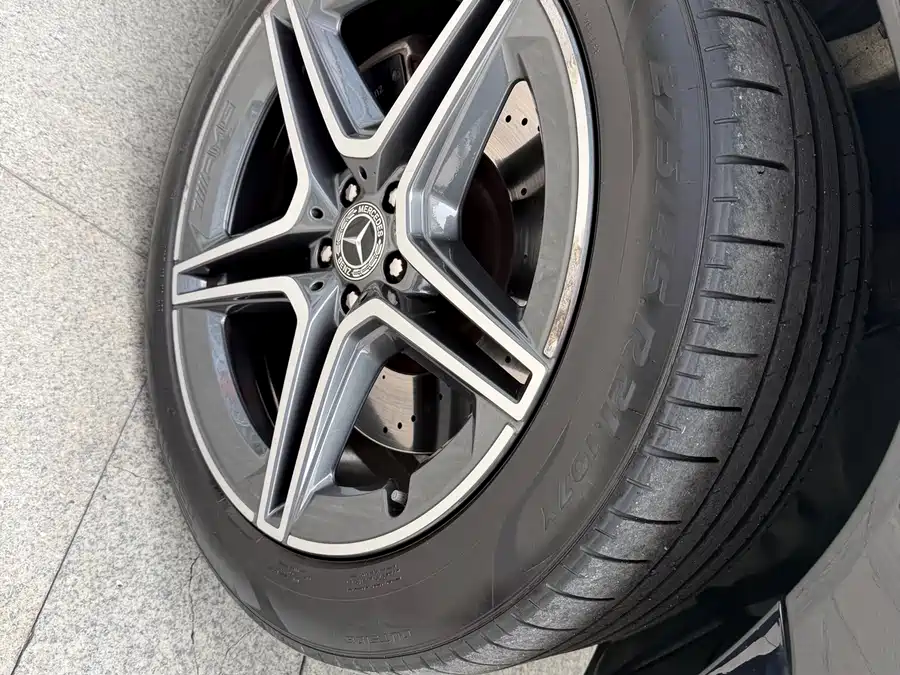 Mercedes Benz GLS
