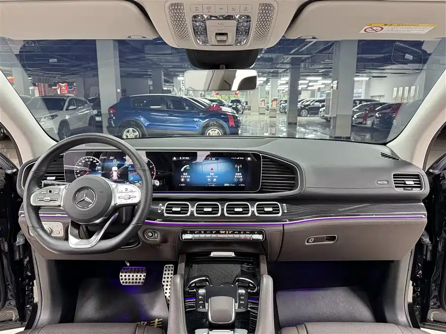 Mercedes Benz GLS