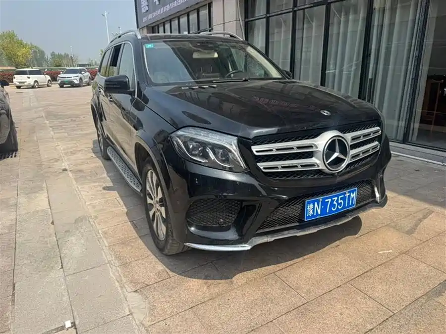 Mercedes Benz GLS