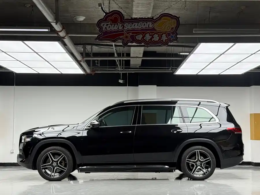 Mercedes Benz GLS
